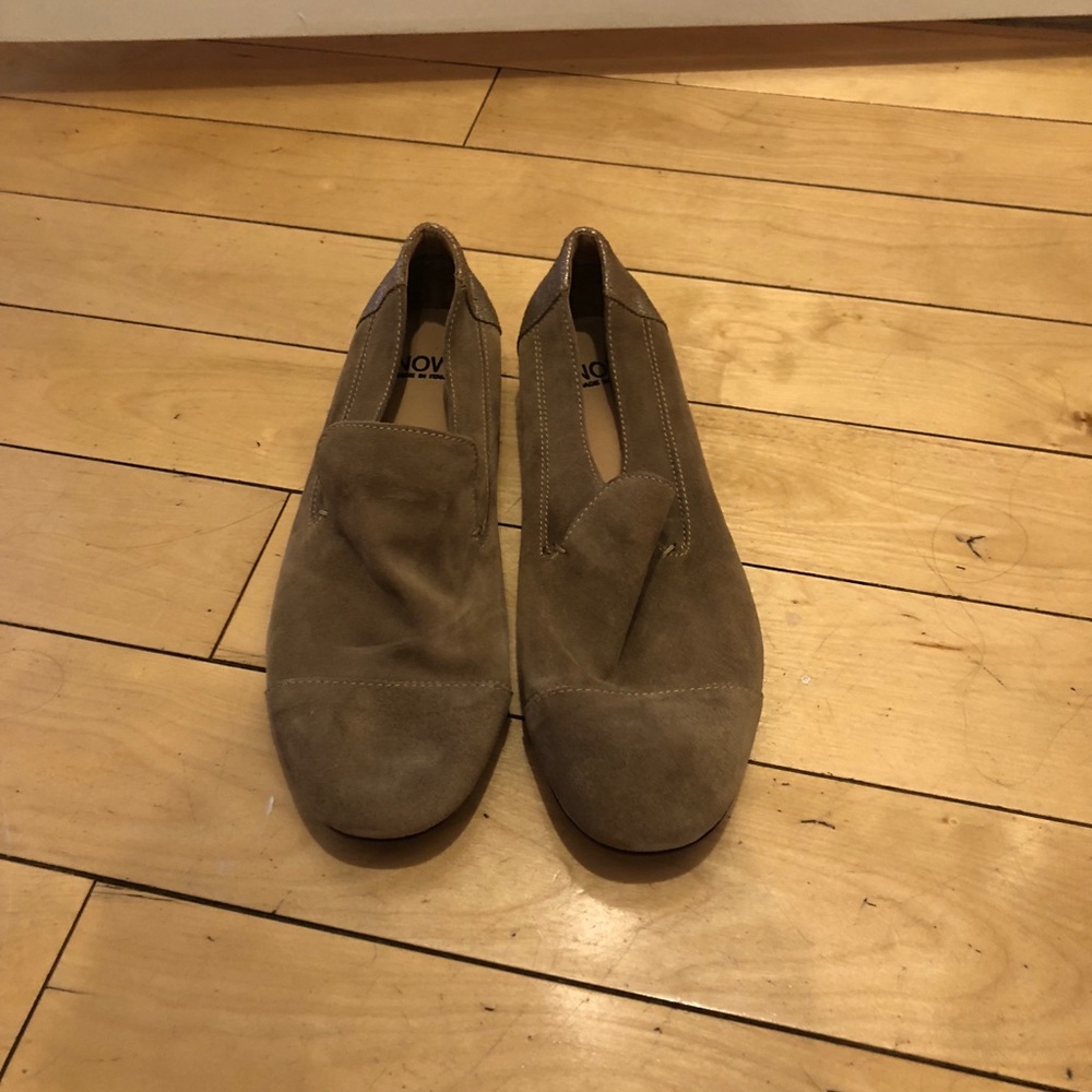 Veto Cuoio brown suede flats
